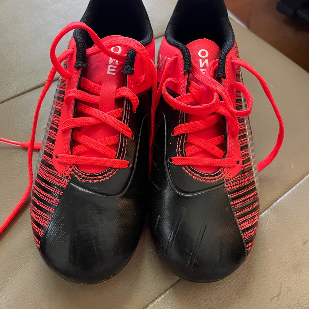 Puma kids cleats